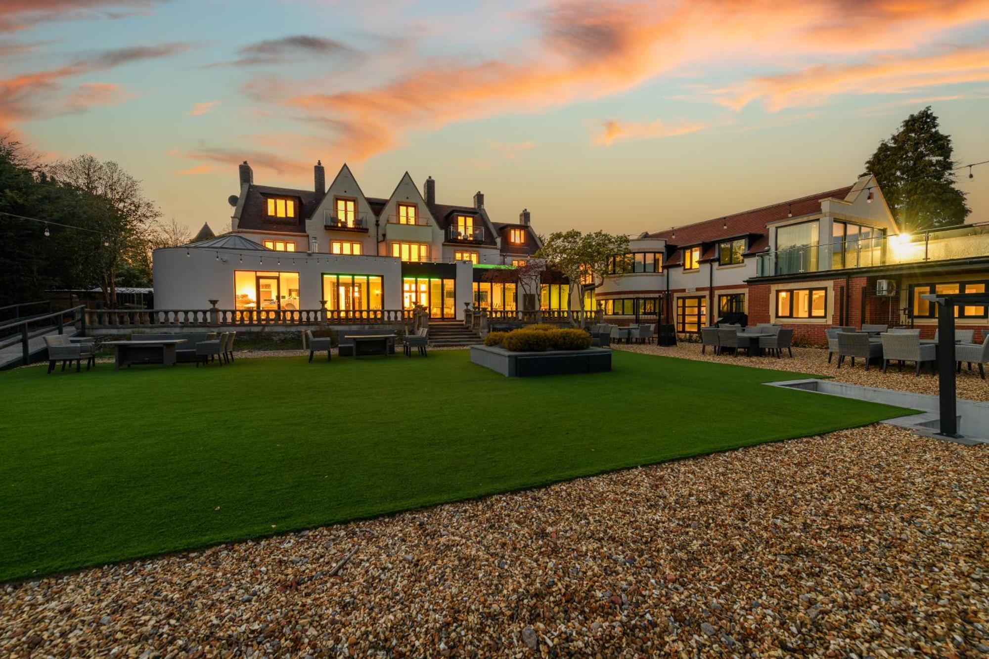 Holm House Hotel Пенарт Экстерьер фото