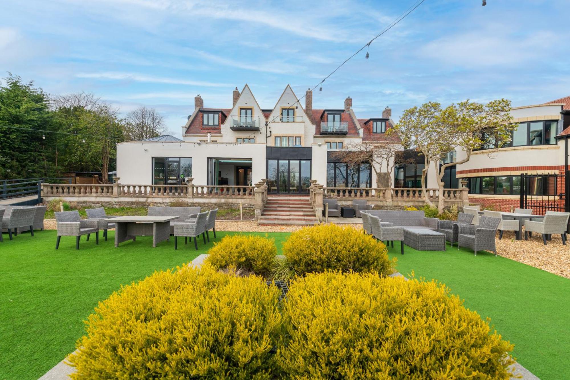 Holm House - Luxury Seaside Retreat Пенарт Экстерьер фото