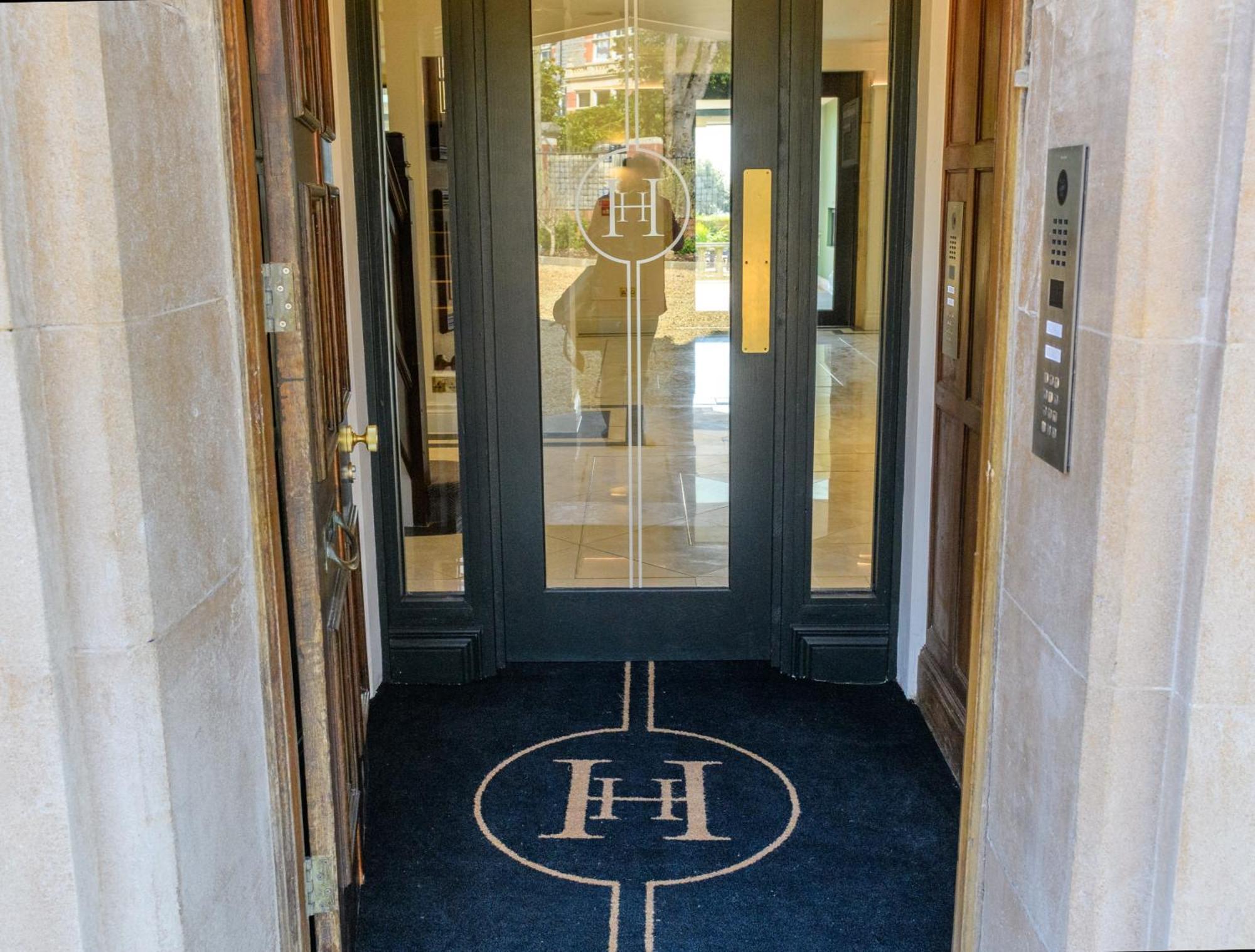 Holm House Hotel Пенарт Экстерьер фото